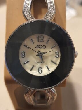 🦋10/$20🦋 ACO Quartz Silver/MOP Rhinestone Stainless Steel Women's Watch